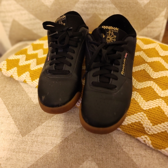 Classic black Reebok - Picture 2 of 4